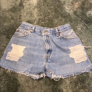 Levi thrasher shorts light wash